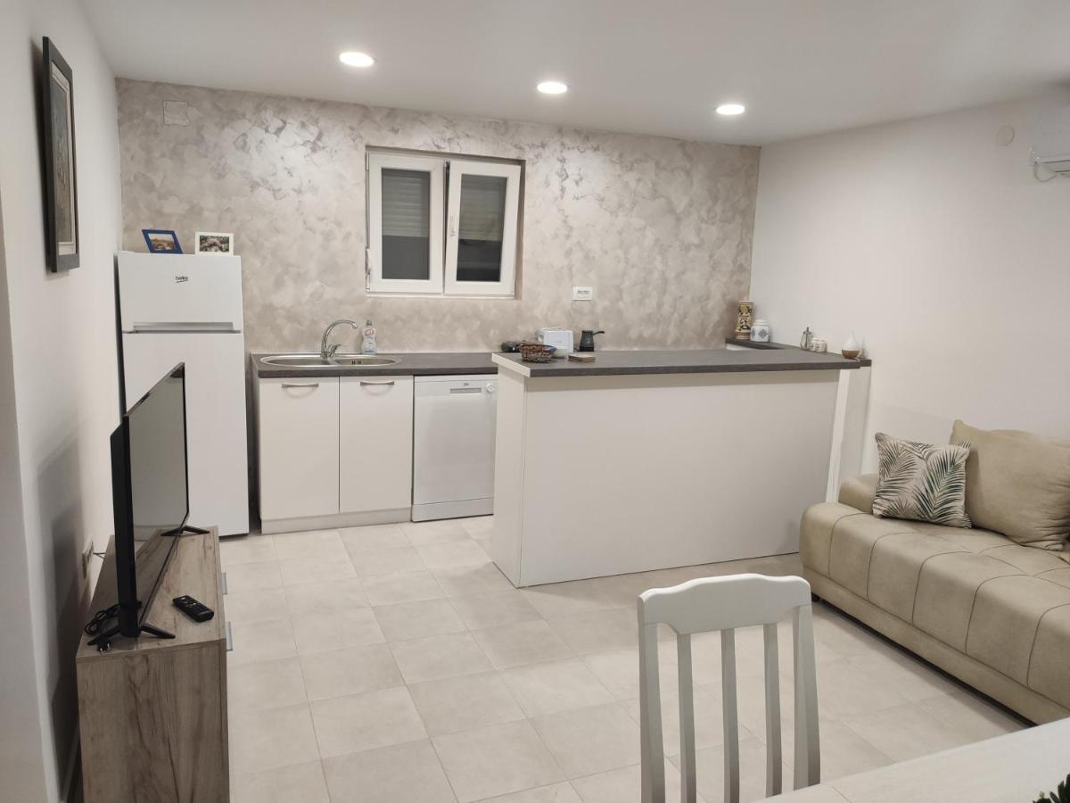 Apartments Alisa Κότορ Εξωτερικό φωτογραφία